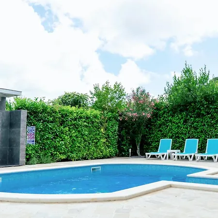 Homestay Istrian Azure *